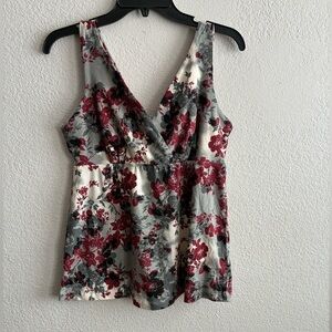 🆕Kika Paprika Y2K Floral Wrap Tank Top - Gray and Red M🆕
